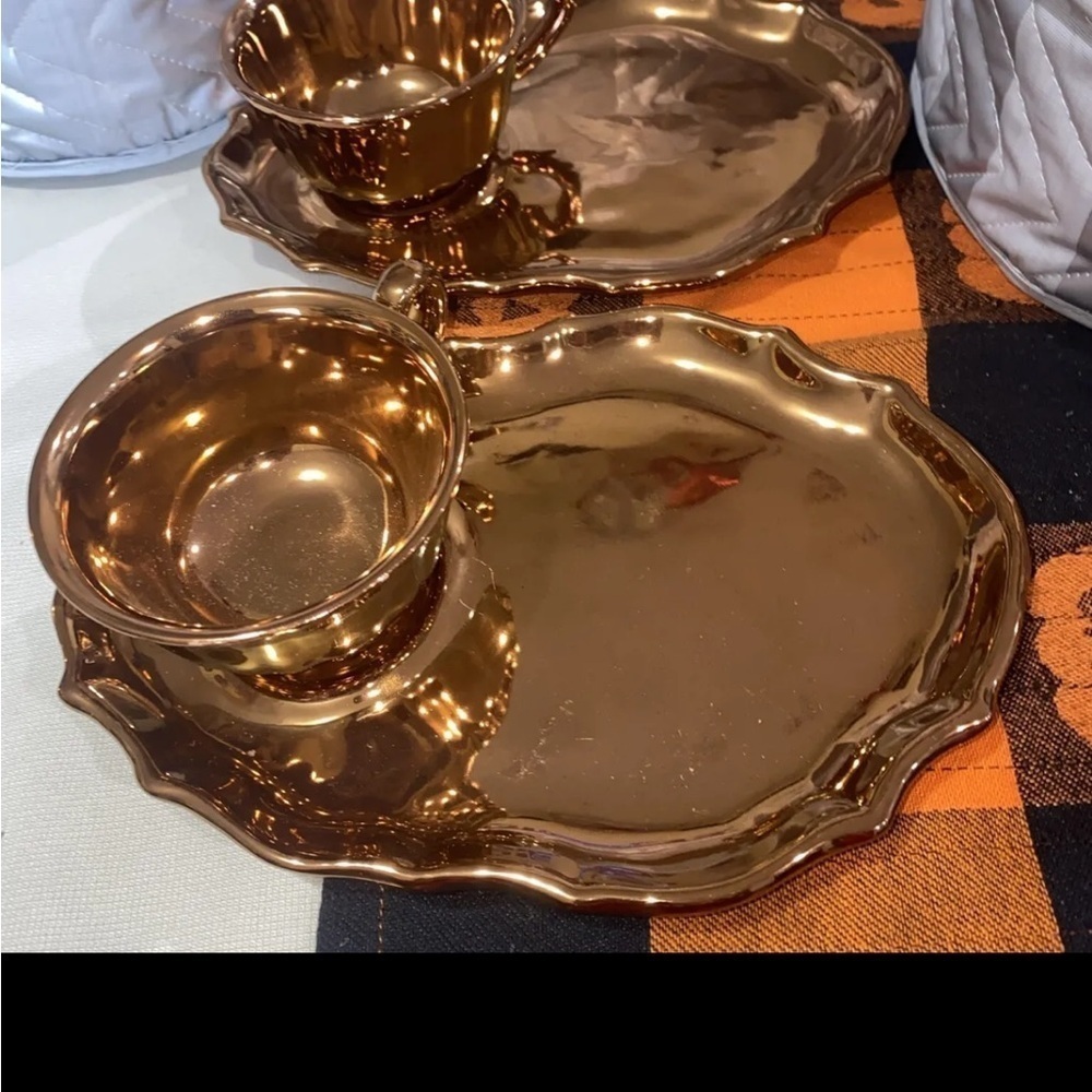 Vtg Italian PV Peasant Village Bronze Ceramic Plate w/ Matching Mug set of 2 - Picture 2 of 10